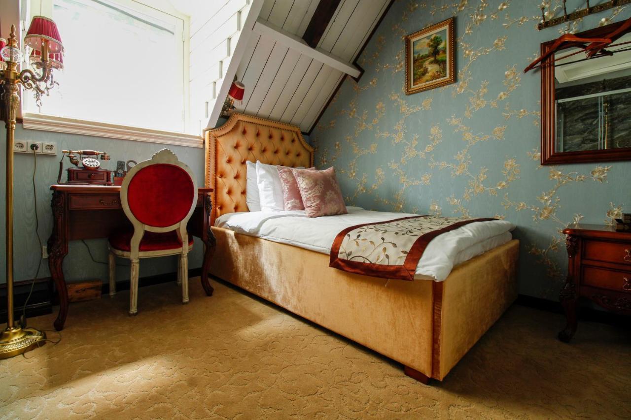The Stamp Hotel