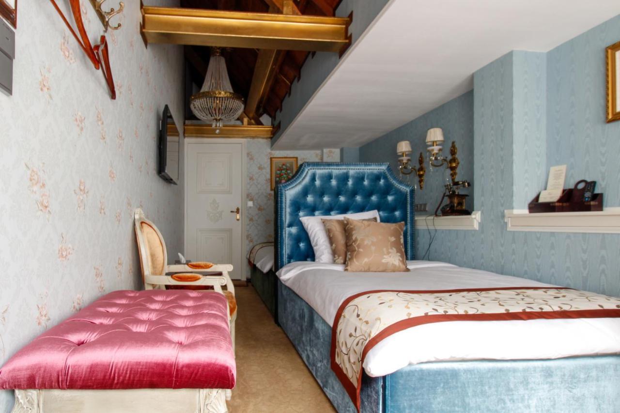 The Stamp Hotel